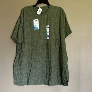 NWT Mens Fruit of the Loom T-Shirt